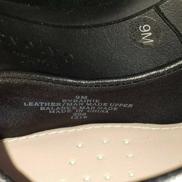 Easy Spirit Womens Black Leather Almond Toe Slip On Pump Block Heels Shoes Sz 9M - Picture 9 of 9